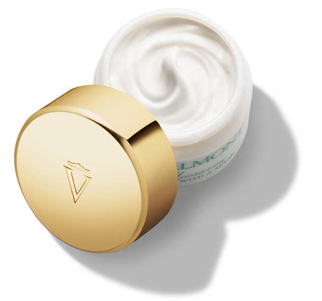 Moisturizing With a Mask