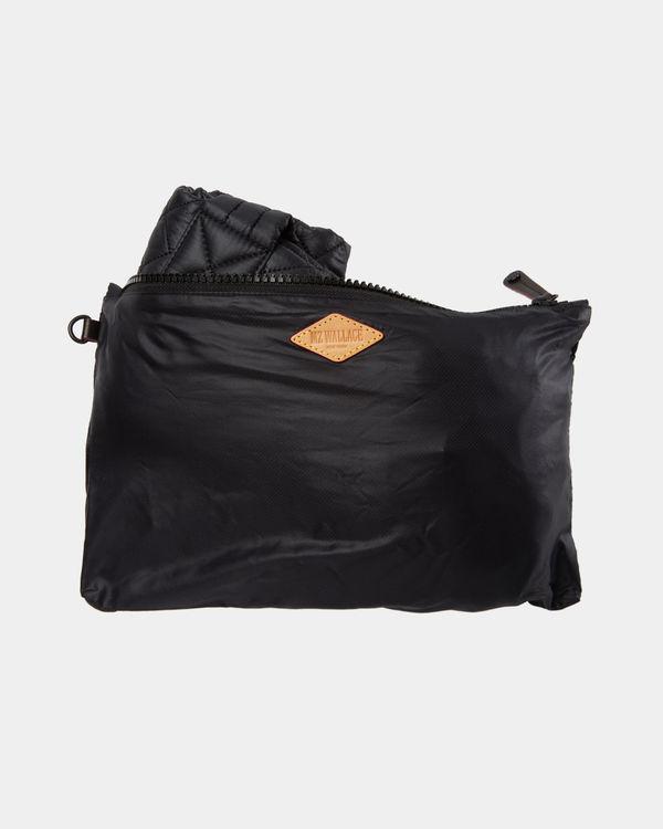 Medium Metro Tote in Black Rec