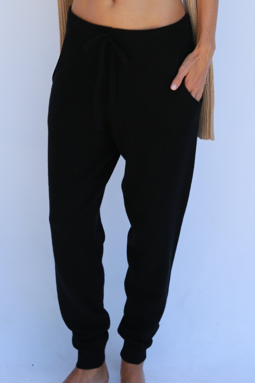 Hailey Cashmere Joggers - Black