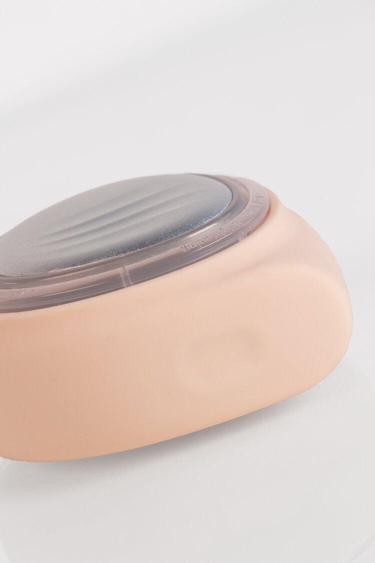 Illūmen Photon Led Vibrating + Heating Skin Revitalizing Beauty Device