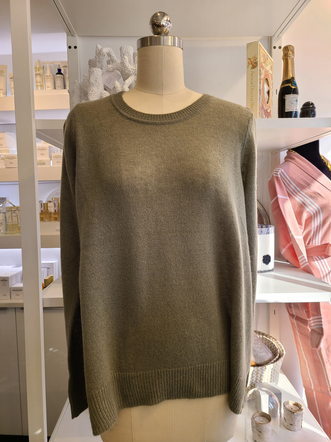 Kendra Round Neck Cashmere Sweater - Olive