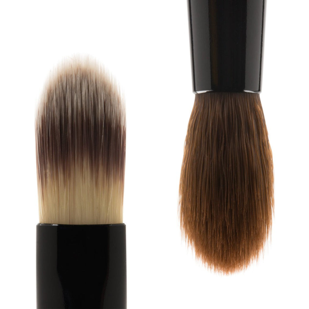 The Duet Concealer Brush