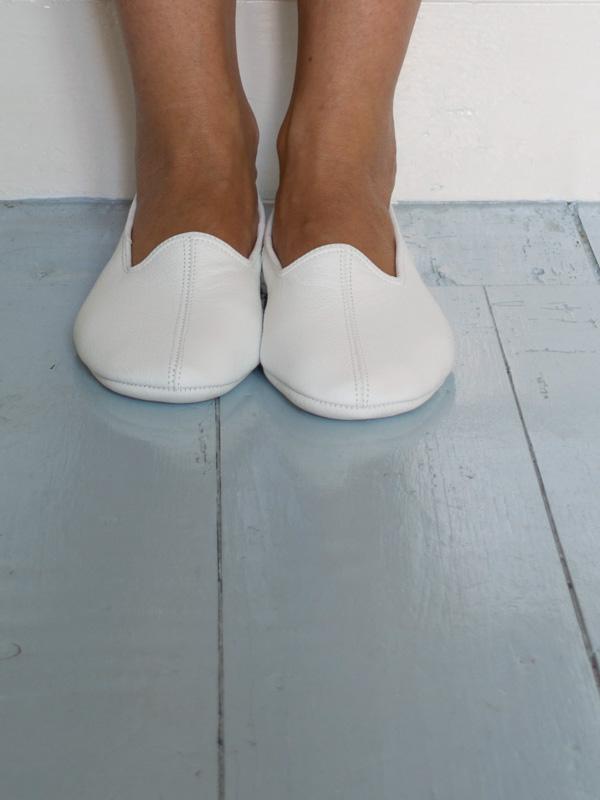 Leather Slippers in White