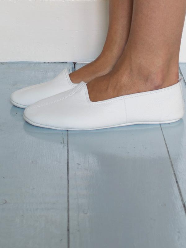 Leather Slippers in White