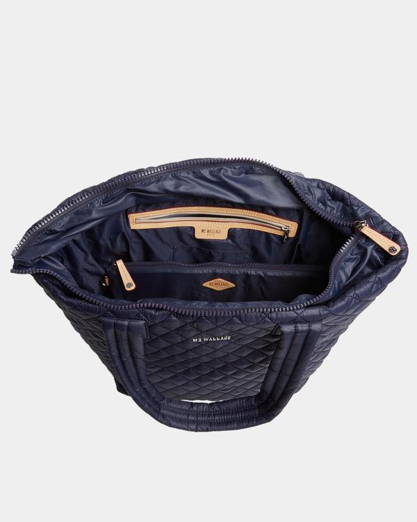 Medium Metro Tote in Dawn Rec