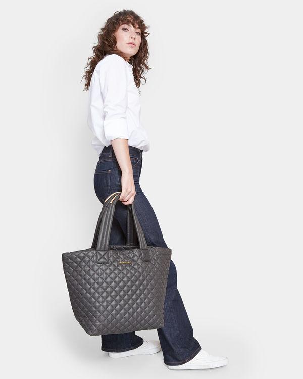 Medium Metro Tote in Magnet