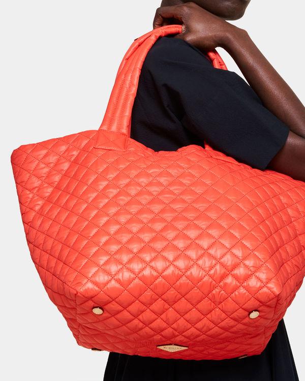 Medium Metro Tote in Marigold