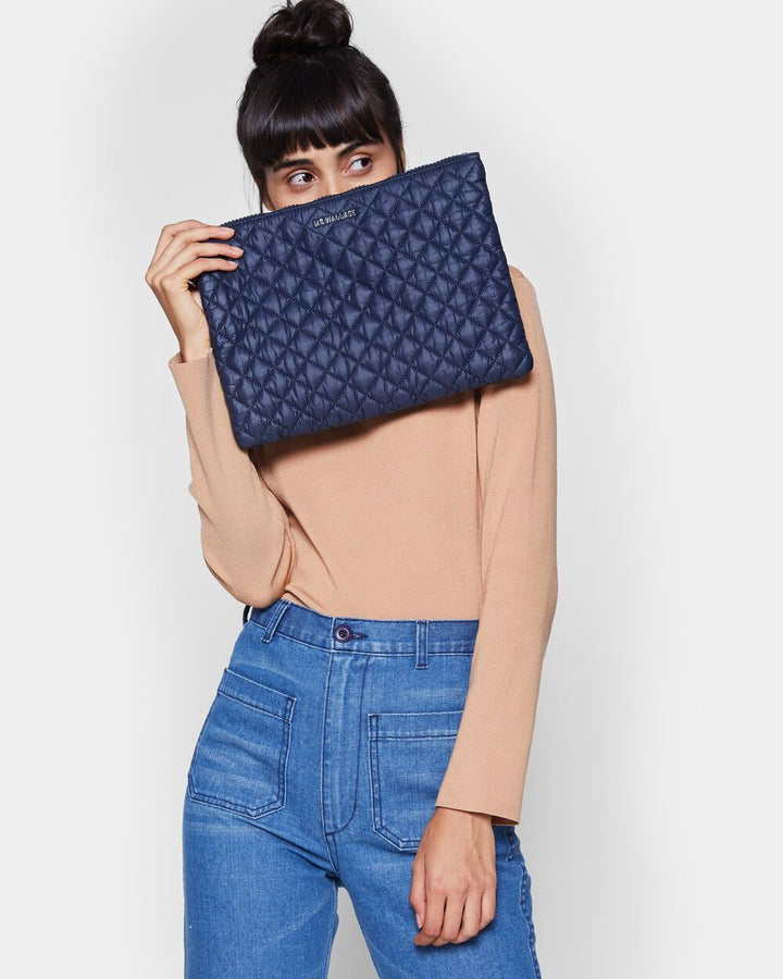 Metro Pouch in Dawn