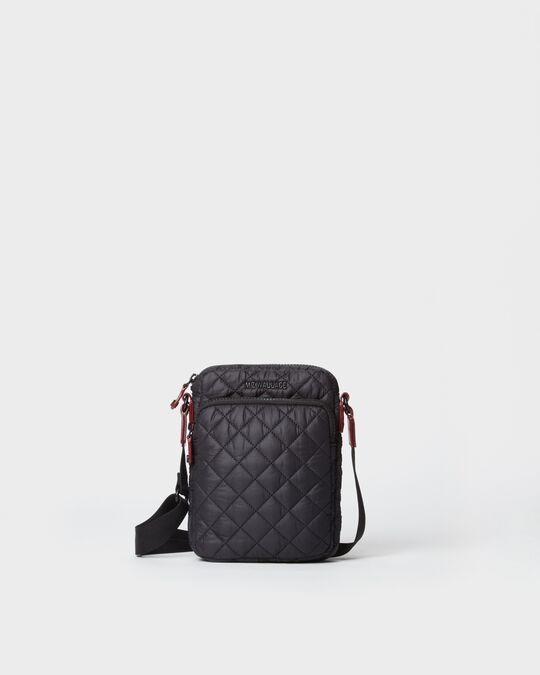 Metro Crossbody in Black Rec