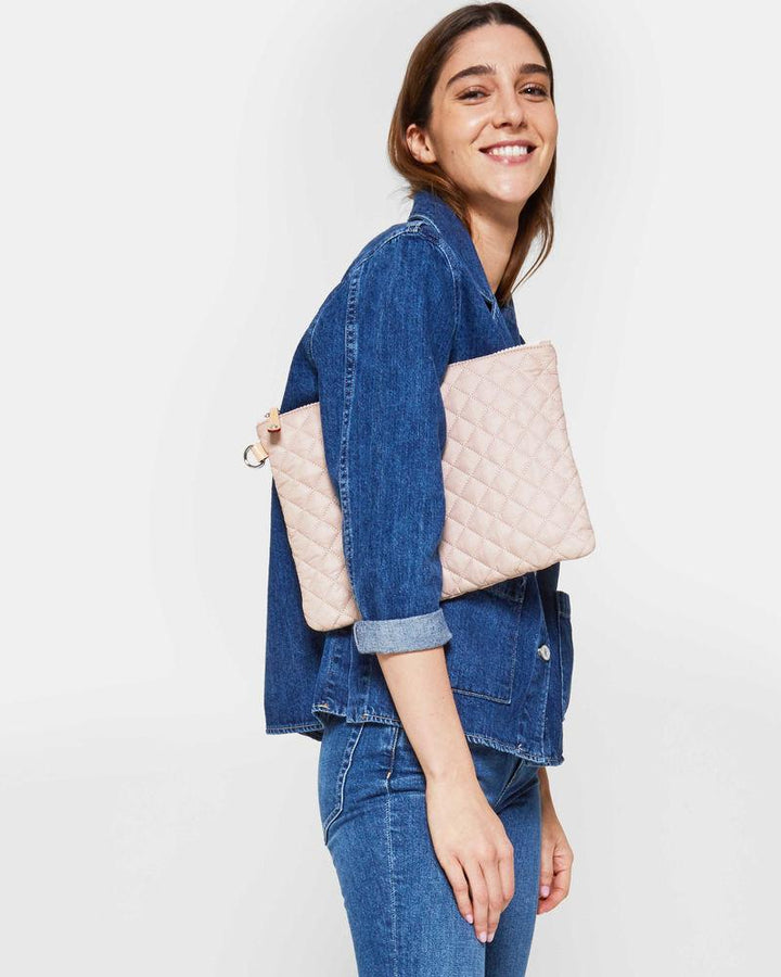 Metro Pouch in Mushroom