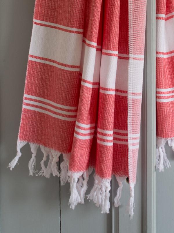 Honeycomb Towel Coral Red/white