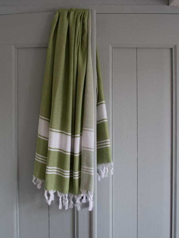 Honeycomb Towel Moss Green/white