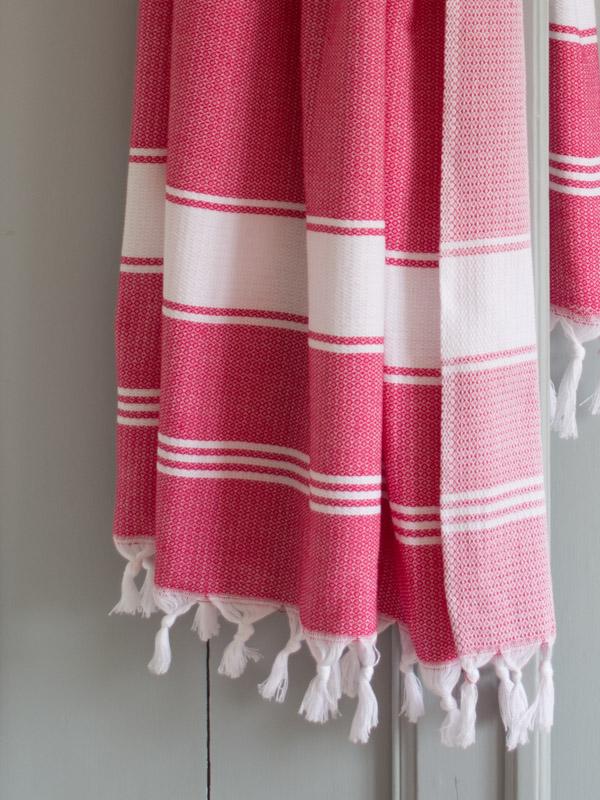 Honeycomb Towel Ruby Red/white