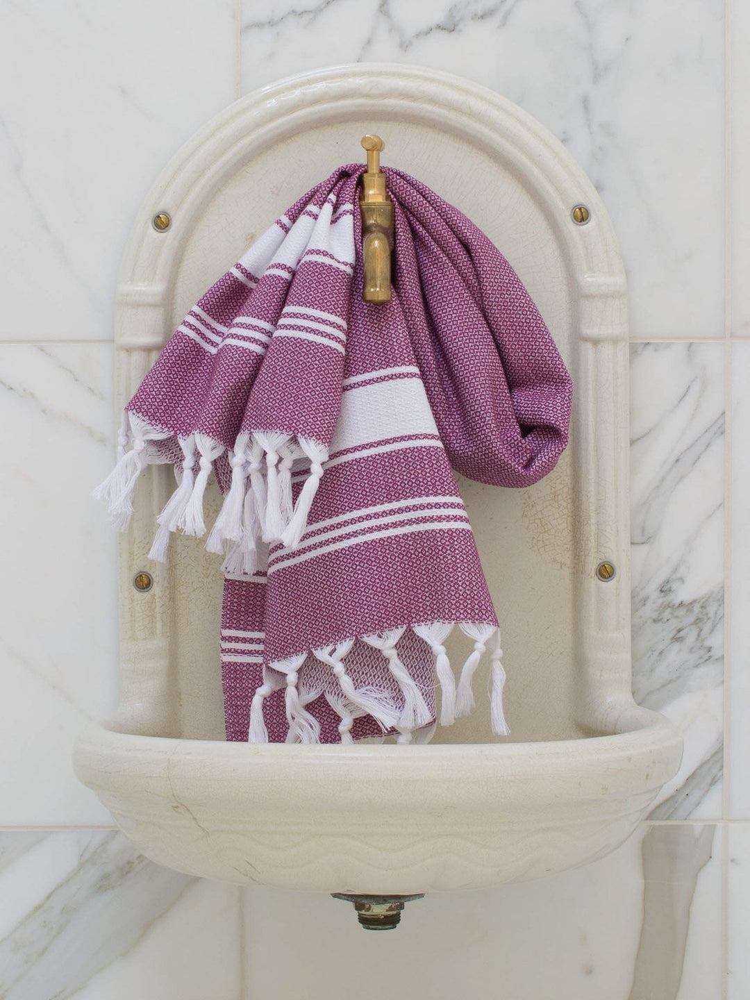 Small Honeycomb Towel Raspberry/white