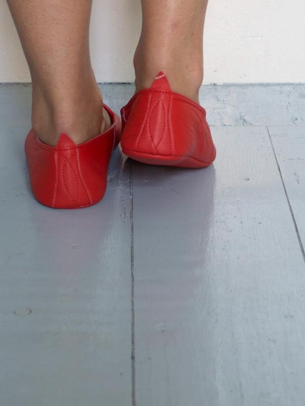 Leather Slippers in Red